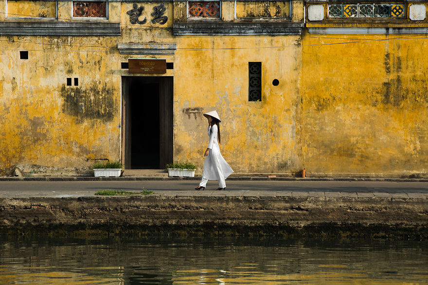 Photographer Rehahn Celebrates The Beauty Of Vietnam With Ao Dai Photo Collection Photographer Rehahn Celebrates The Beauty Of Vietnam With Ao Dai Photo Collection