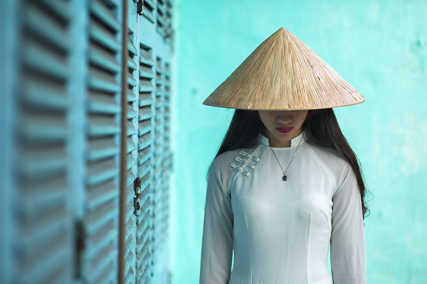 Photographer Rehahn Celebrates The Beauty Of Vietnam With Ao Dai Photo Collection Photographer Rehahn Celebrates The Beauty Of Vietnam With Ao Dai Photo Collection