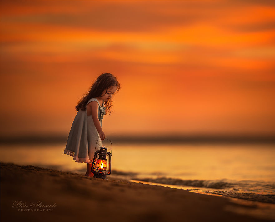 How To Perceive Magic In Your Children's Summer Photos So They'd Never Forget Those Moments