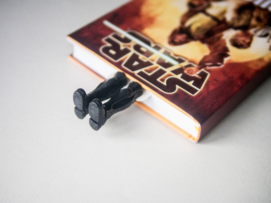 Cute Bookmarks That Make Tiny Legs Stick Out Of Your Book (Part 2) Cute Bookmarks That Make Tiny Legs Stick Out Of Your Book (Part 2)
