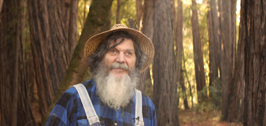 We Made A 3D Screw Portrait That A Blind Artist Could 'See' With His Hands We Made A 3D Screw Portrait That A Blind Artist Could 'See' With His Hands