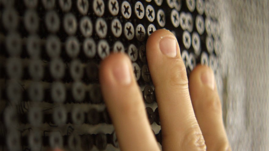 We Made A 3D Screw Portrait That A Blind Artist Could 'See' With His Hands