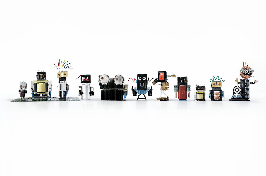 I Turn Electronic Waste Into Tiny Robots