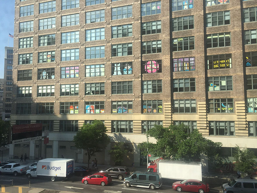 building-post-it-war-notes-nyc-manhattan-10