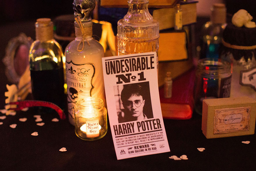 harry-potter-themed-wedding-cassie-lewis-byrom-42 harry-potter-themed-wedding-cassie-lewis-byrom-42
