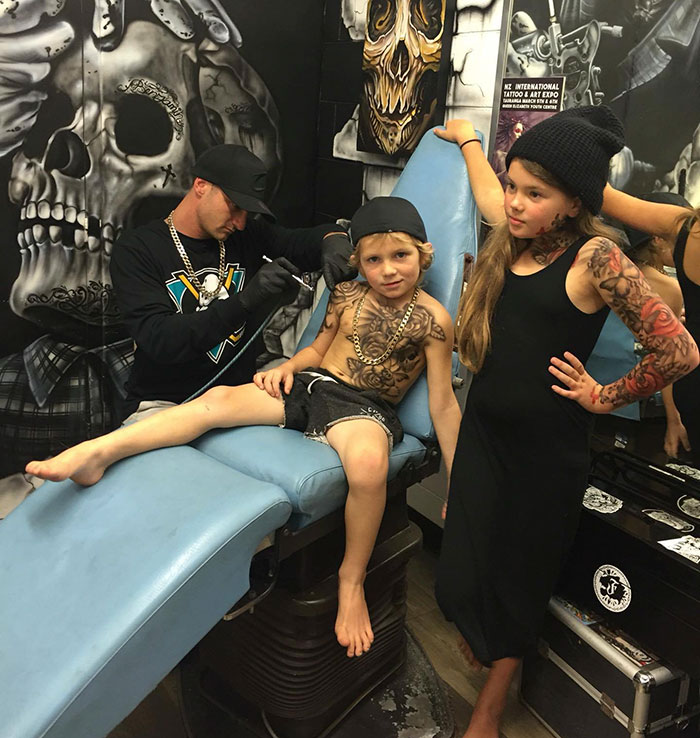 kid-tattoos-airbrush-bejamin-lloyd-new-zealand-8 kid-tattoos-airbrush-bejamin-lloyd-new-zealand-8