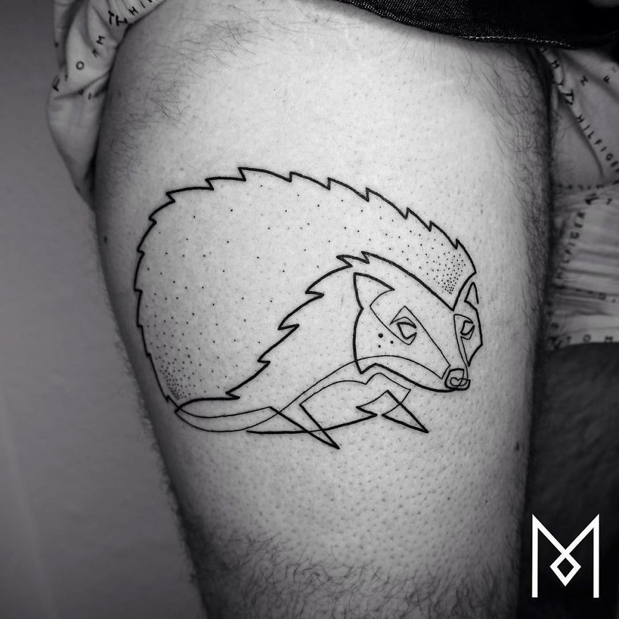 Minimalist single line tattoo of a hedgehog by Iranian-German artist on skin.