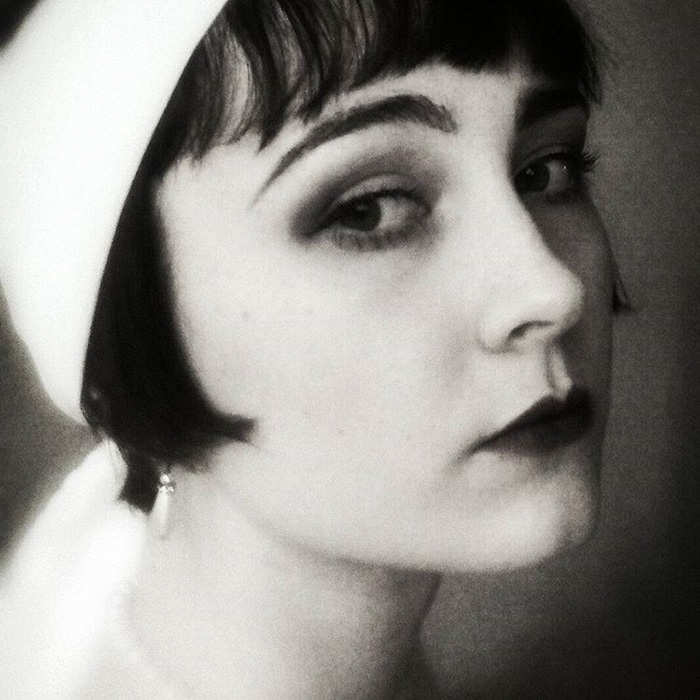 Flapper Inspired Look