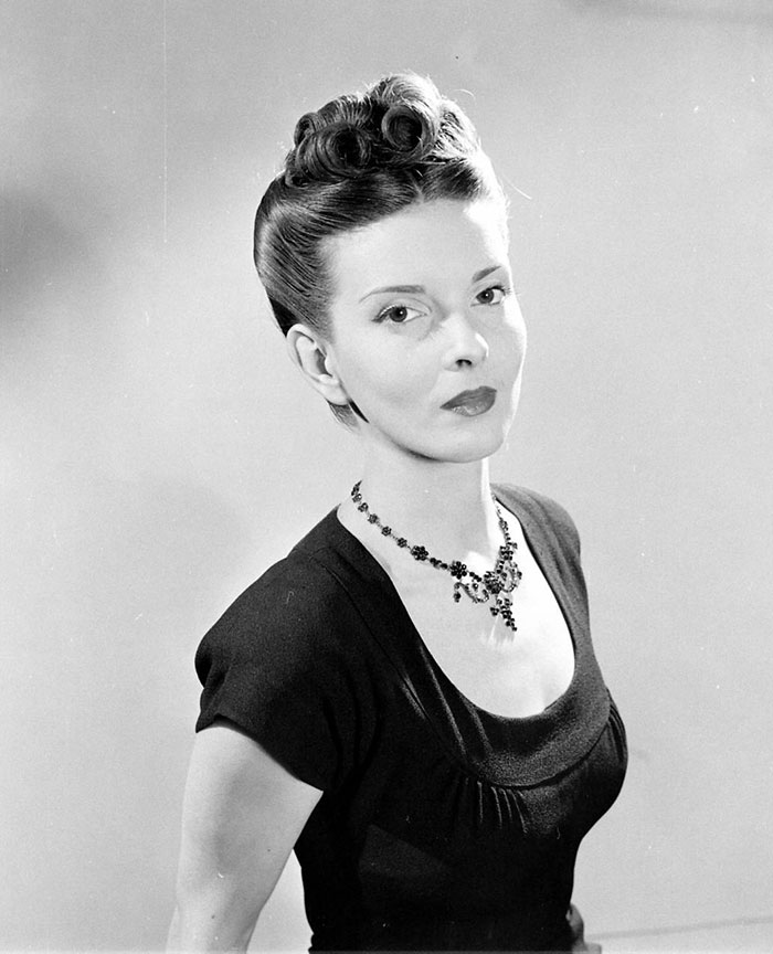 1940s And 1950s Fashion Photography By Nina Leen