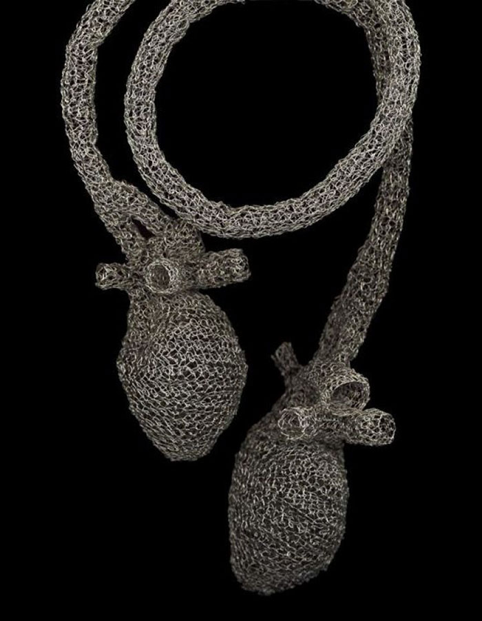 wire-crochet-heart-anne-mandro-6 wire-crochet-heart-anne-mandro-6