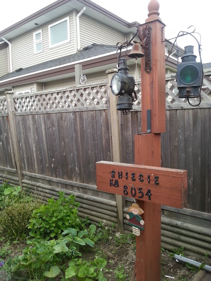 Mysterious Pole Outside A Rancher House
