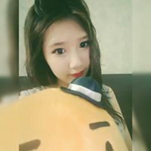 860172524115990 avatar