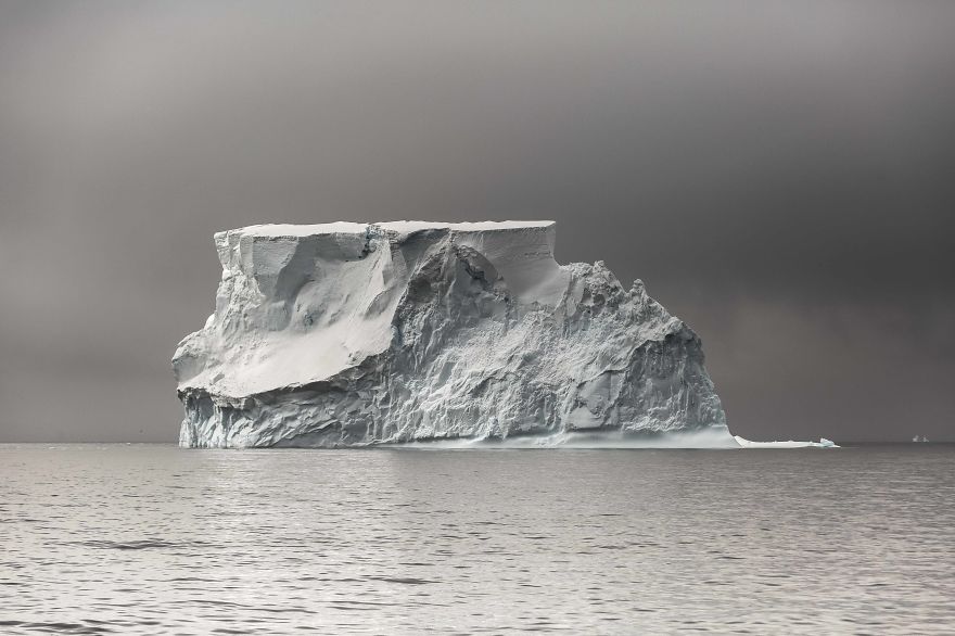 I Sailed Across The 'World's Most Dangerous Sea' To Capture Stunning Images Of Antarctica I Sailed Across The 'World's Most Dangerous Sea' To Capture Stunning Images Of Antarctica