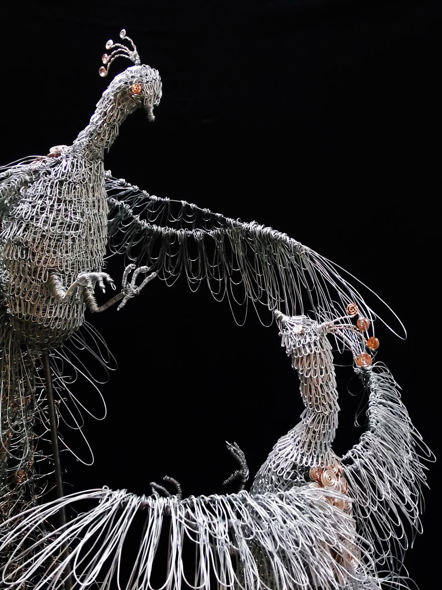 I've Created This Sculpture Using Hundreds Of Meters Of Galvanised Steel And Copper Wire