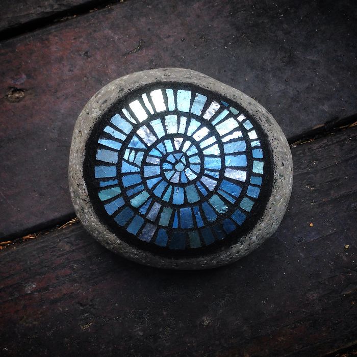 As A Way To Relax, I Make These Colorful Mosaics On Stones