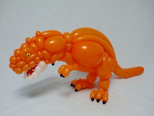 I Create Realistic Balloon Animals