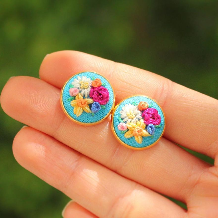 Flower Collar Pins