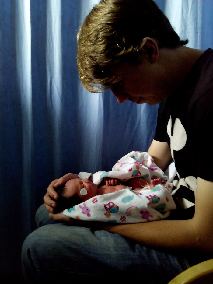 5 Weeks Prem, One Day Old