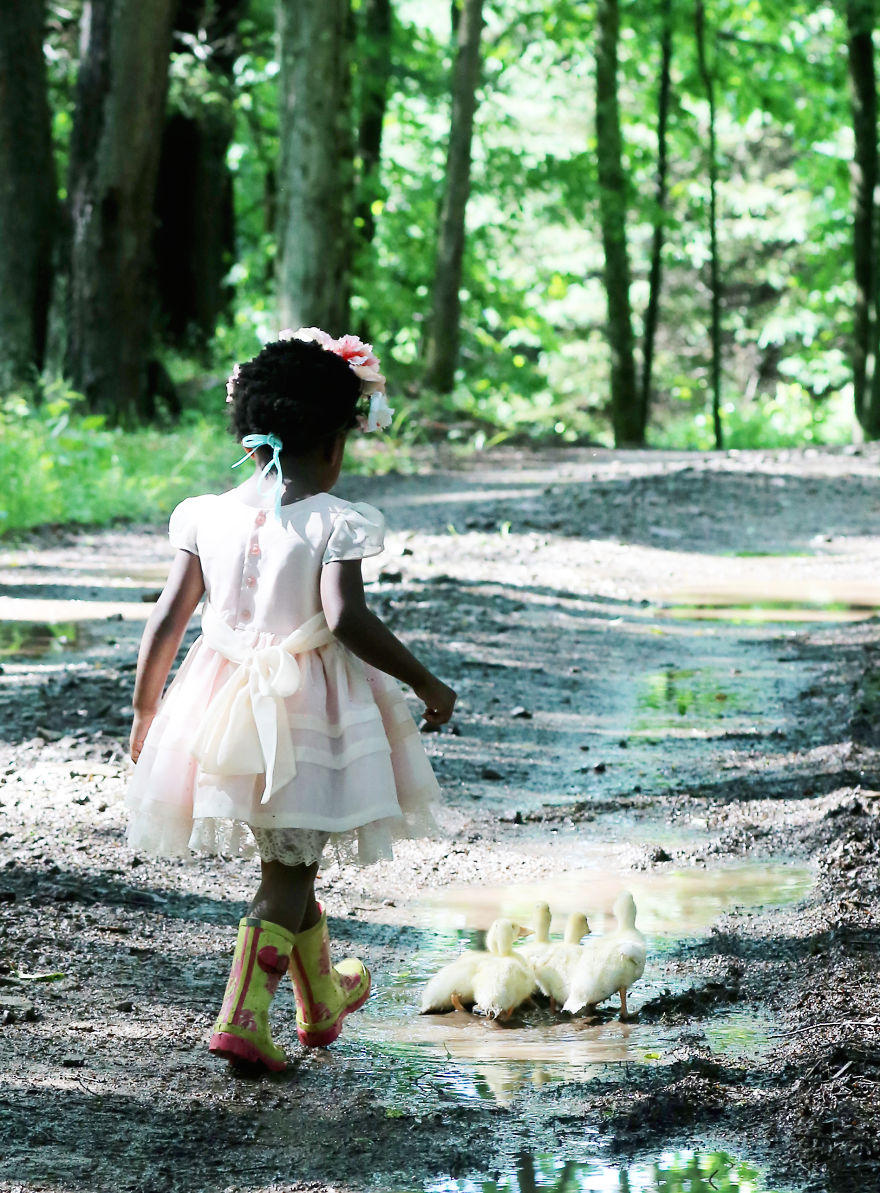 Ducklings And The Flower Princess