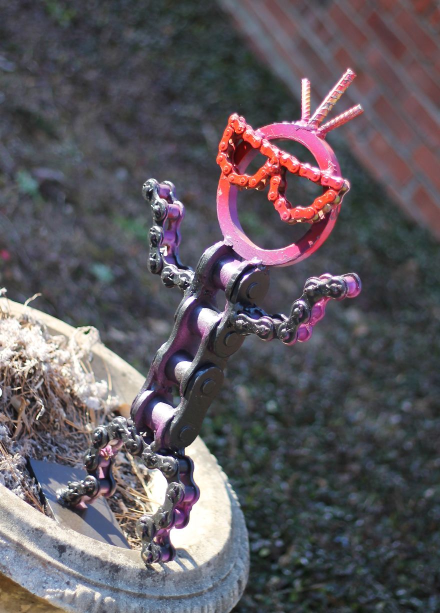 I Create Sculptures From Recycled Materials