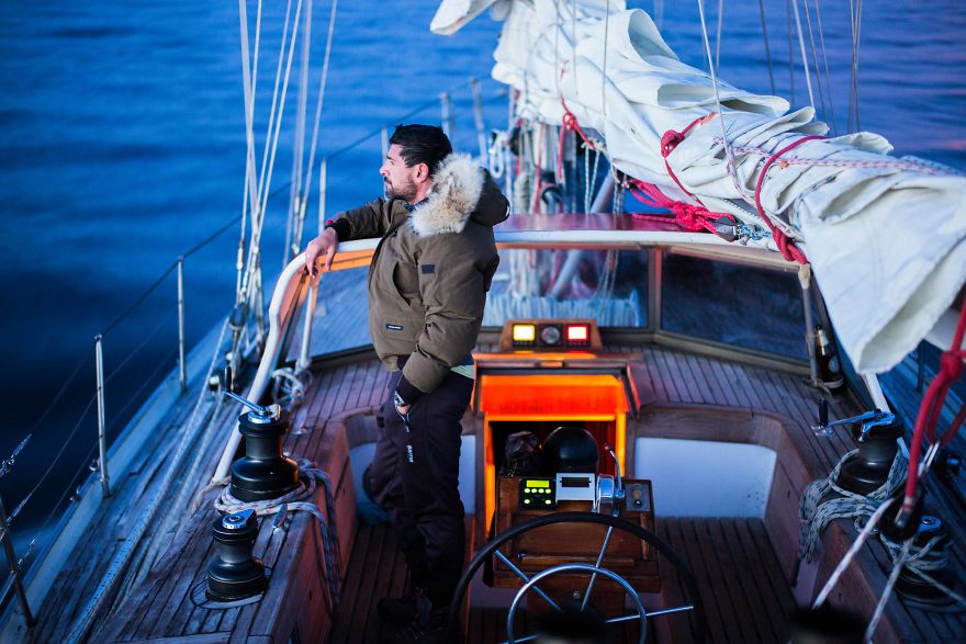 I Sailed Across The 'World's Most Dangerous Sea' To Capture Stunning Images Of Antarctica I Sailed Across The 'World's Most Dangerous Sea' To Capture Stunning Images Of Antarctica