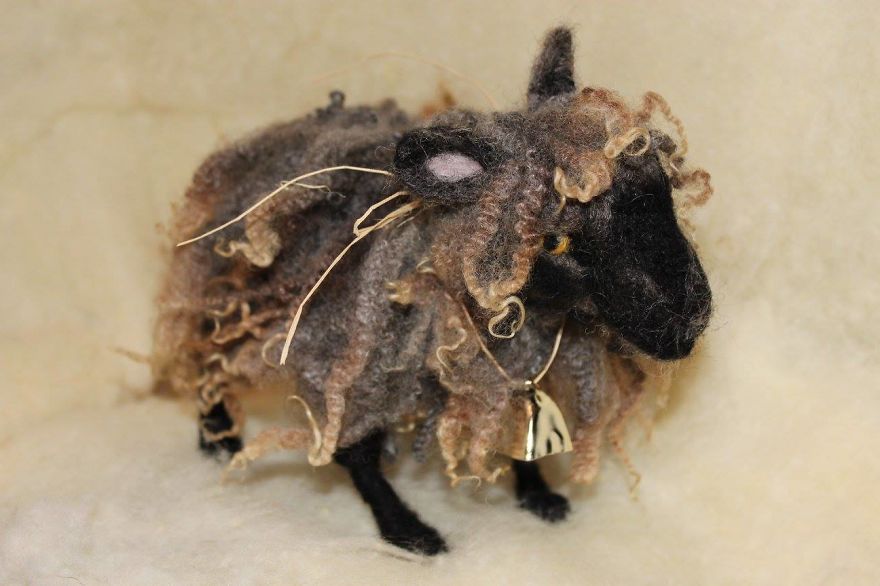 My Hobby Of Needle Felting Animals Lets Me Work While Enjoying Myself