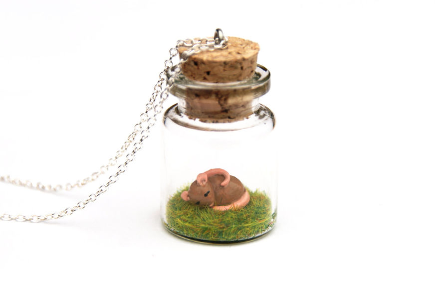 This Artist Creates Miniature Animals In Bottles