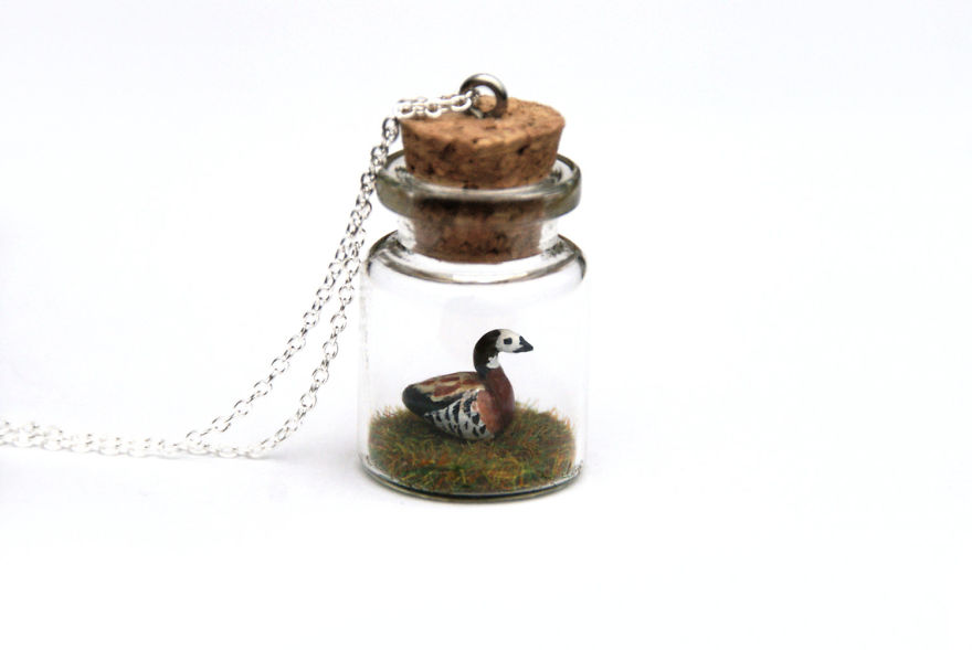 This Artist Creates Miniature Animals In Bottles