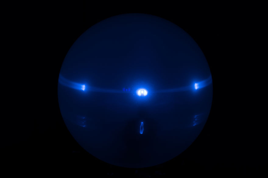 We Recreate Beautiful Atmospheric Ice Halos Using Spinning Glass Crystals