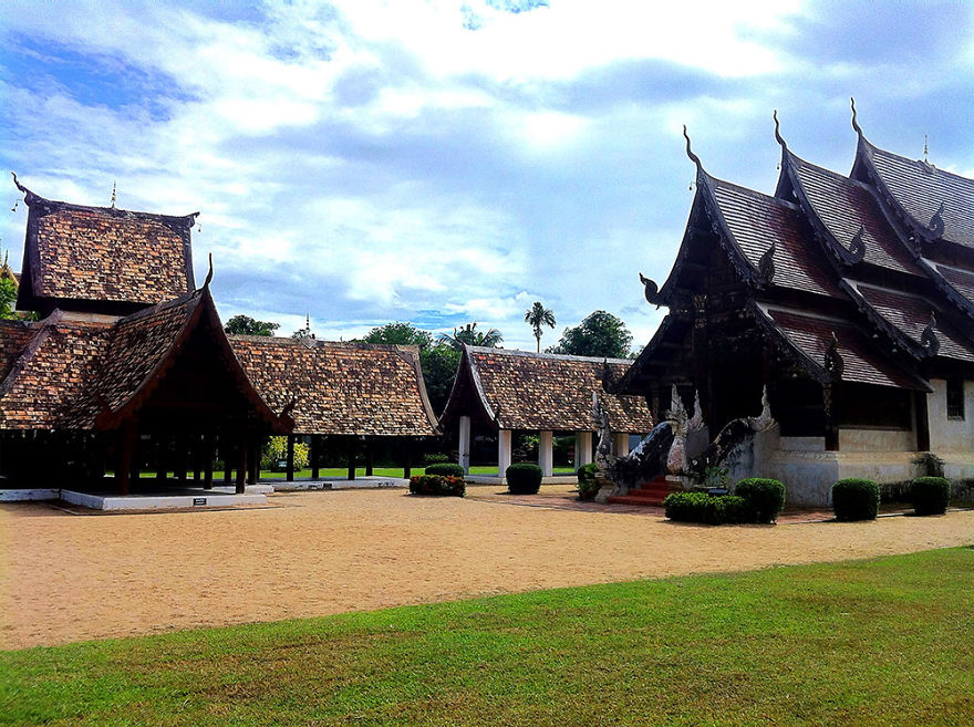 We Use Our Smartphones To Take Pictures Around Chiang Mai, Thailand