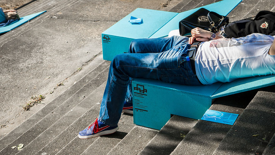 chairs-sunbeds-microinstallation-no-studio-poland-7