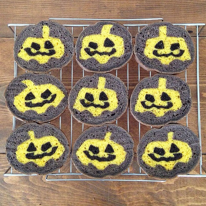 Illustrations Inside Loaves Of Bread