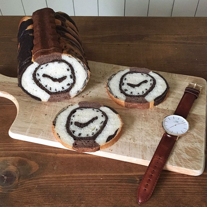 Illustrations Inside Loaves Of Bread