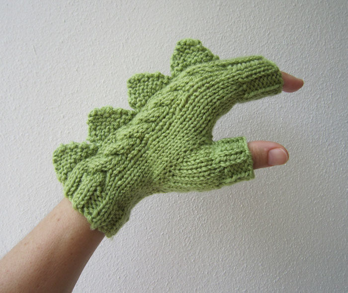 Dragon Gloves
