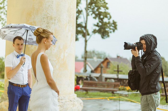 Funny Wedding Photographer