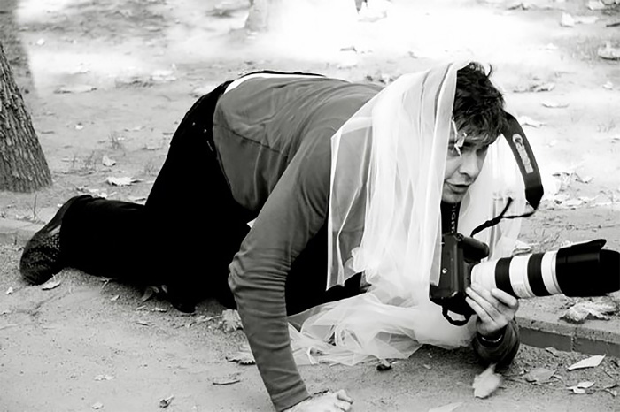 Funny Wedding Photographer