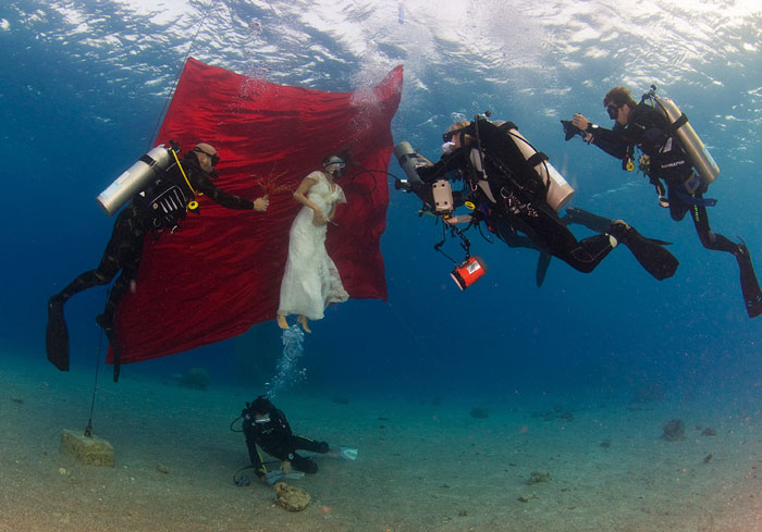 Funny Wedding Photographer