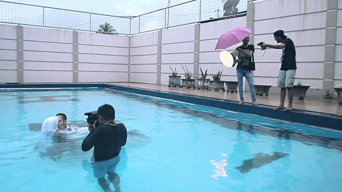 Funny Wedding Photographer