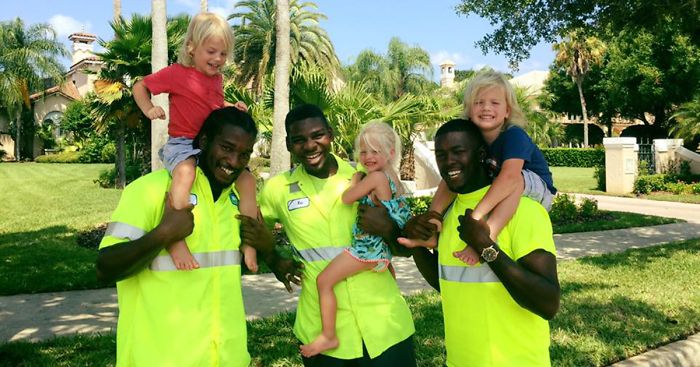 2-Year-Old Triplets Become Best Friends With Their Garbage Collectors (10+ Pics)