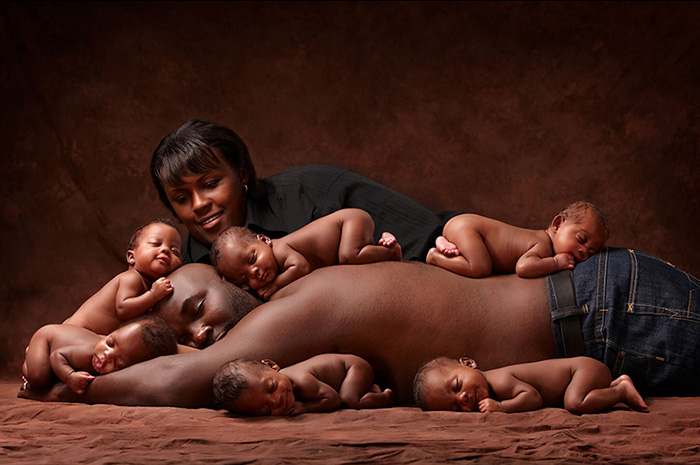 mcghee-sextuplets-recreate-photo-2 mcghee-sextuplets-recreate-photo-2