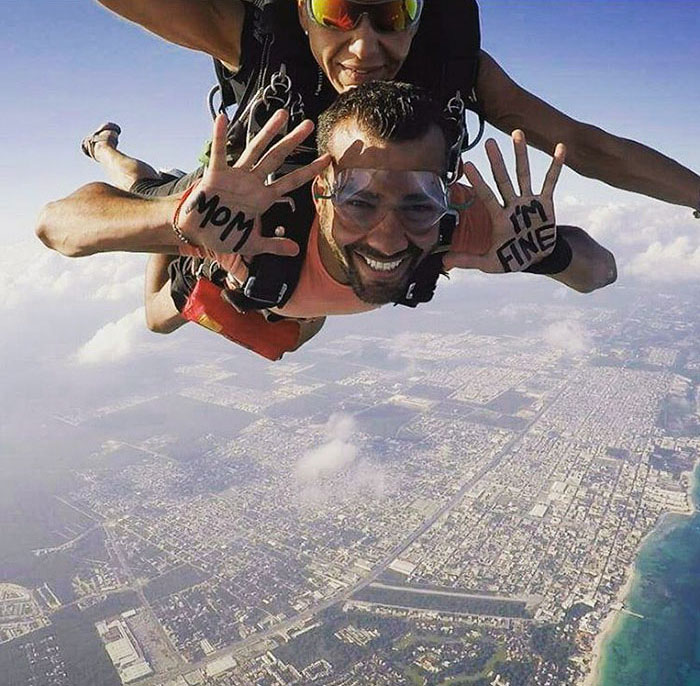 mom-im-fine-guy-travels-around-the-world-jonathan-quinonez-23 mom-im-fine-guy-travels-around-the-world-jonathan-quinonez-23