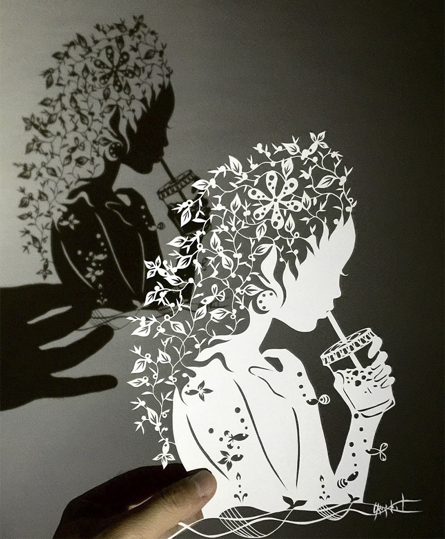 Japanese Artist Hand-Cuts Insanely Detailed Paper Art Japanese Artist Hand-Cuts Insanely Detailed Paper Art