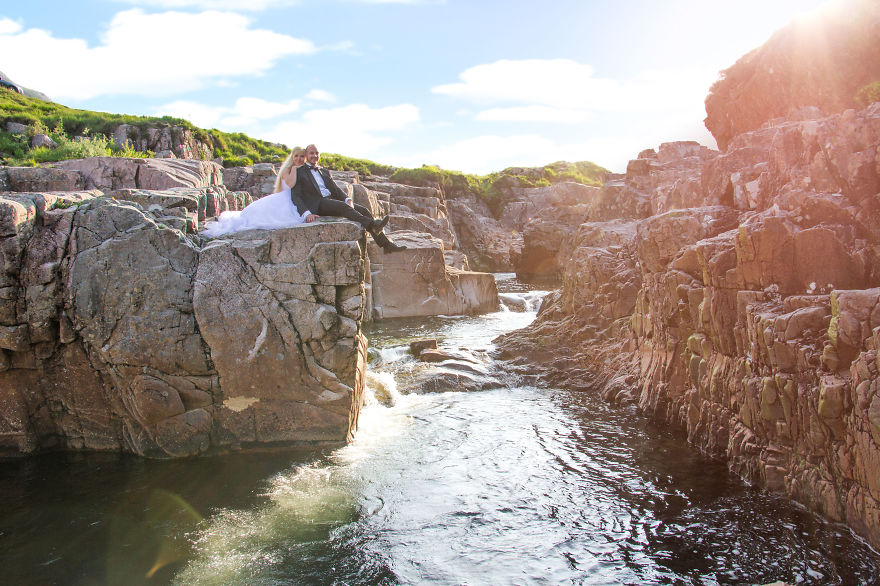 We Spent Almost 24h To Make A Unique Wedding Photo Shoot To Show
Natural Beauty Of Scotland We Spent Almost 24h To Make A Unique Wedding Photo Shoot To Show
Natural Beauty Of Scotland