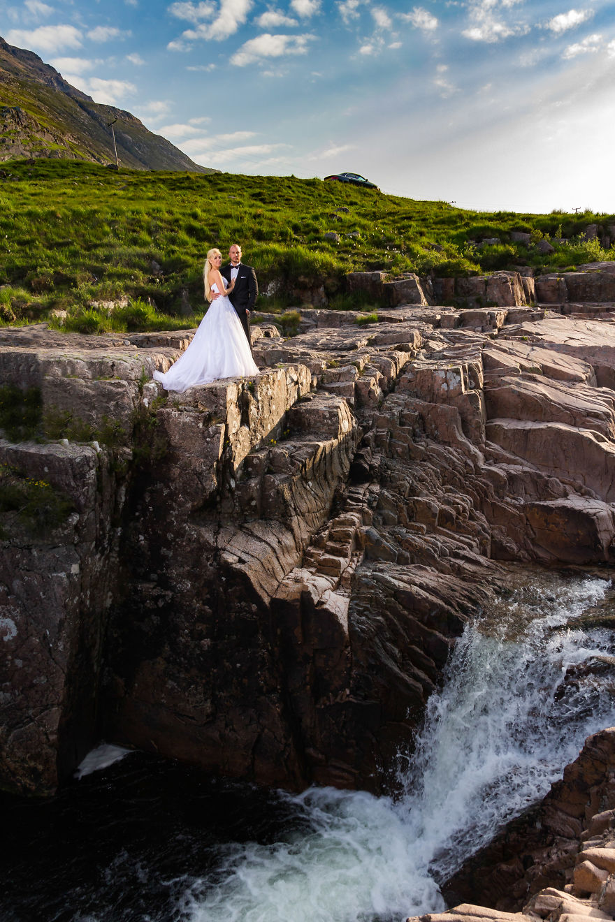We Spent Almost 24h To Make A Unique Wedding Photo Shoot To Show
Natural Beauty Of Scotland