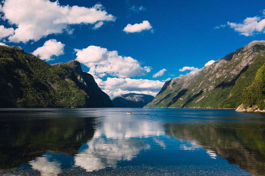 I Captured Couples Photoshoot On The Kjerag Rock, Norway