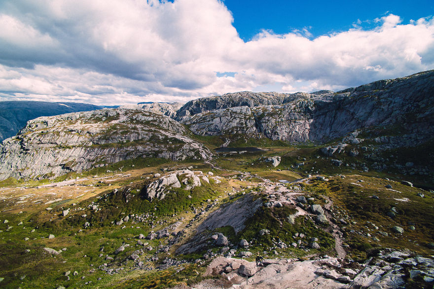 I Captured Couples Photoshoot On The Kjerag Rock, Norway I Captured Couples Photoshoot On The Kjerag Rock, Norway