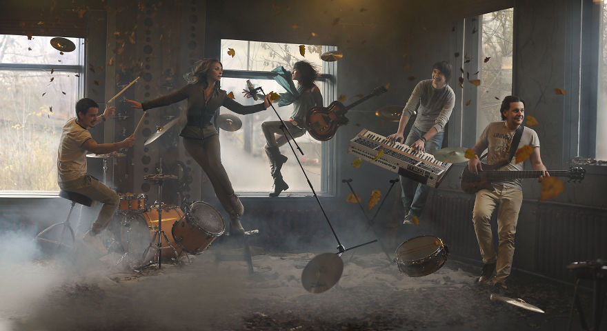 Levitation: I Combine Chaos And Elegance In My Gravity-defying Pictures Levitation: I Combine Chaos And Elegance In My Gravity-defying Pictures