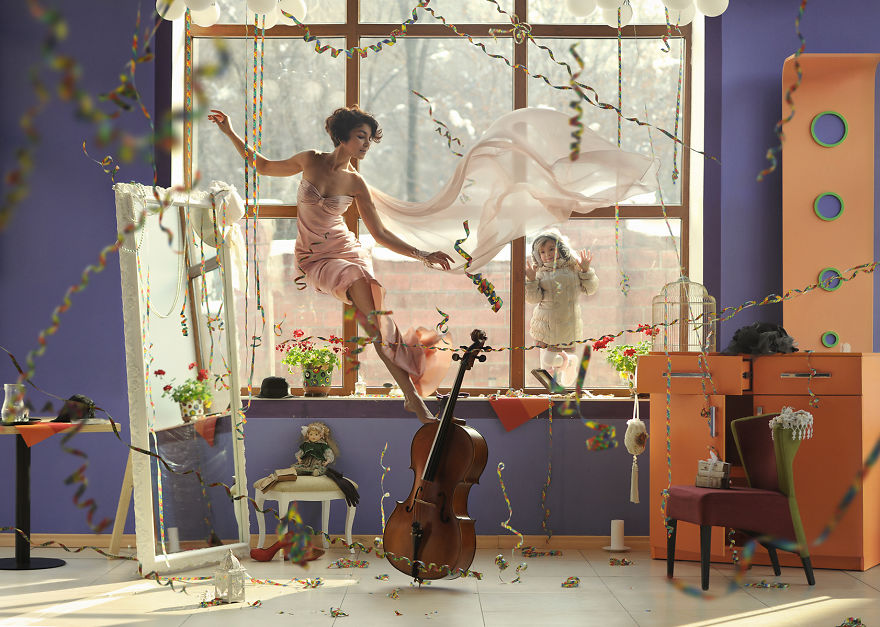 Levitation: I Combine Chaos And Elegance In My Gravity-defying Pictures Levitation: I Combine Chaos And Elegance In My Gravity-defying Pictures