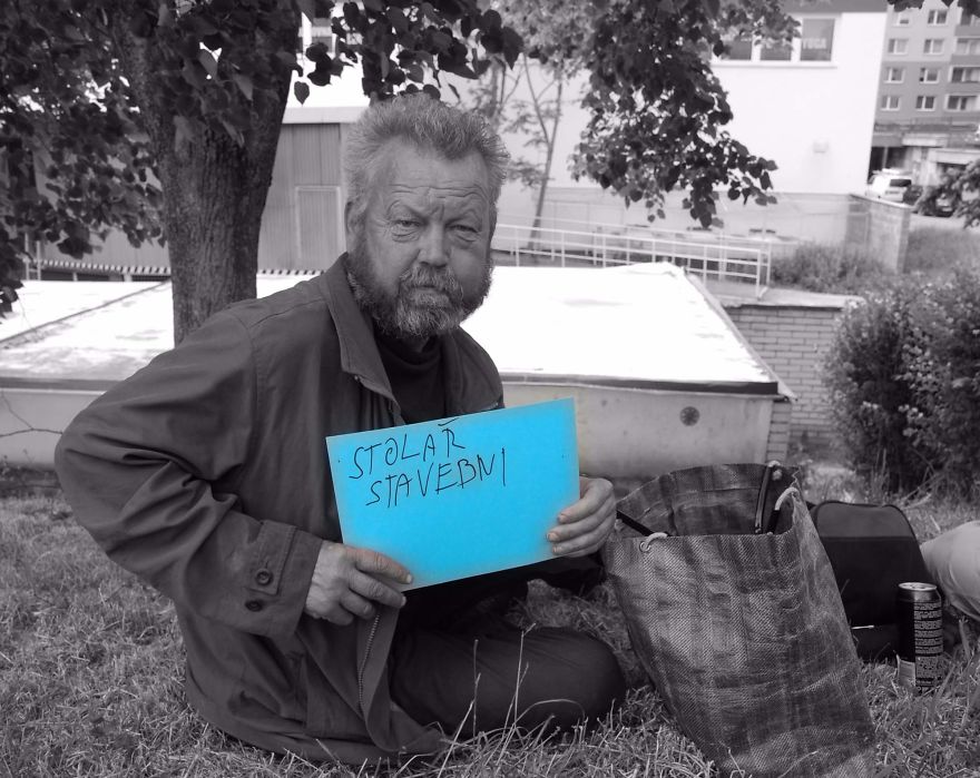 I Recorded The Black & White World Of Homeless People