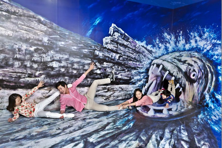 If You Want To Find Out How Far Your Imagination Can Go, Visit Seoul Trick Eye Museum If You Want To Find Out How Far Your Imagination Can Go, Visit Seoul Trick Eye Museum